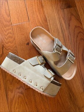 TOP Moda Beige Platform Sandals with Gold Buckles